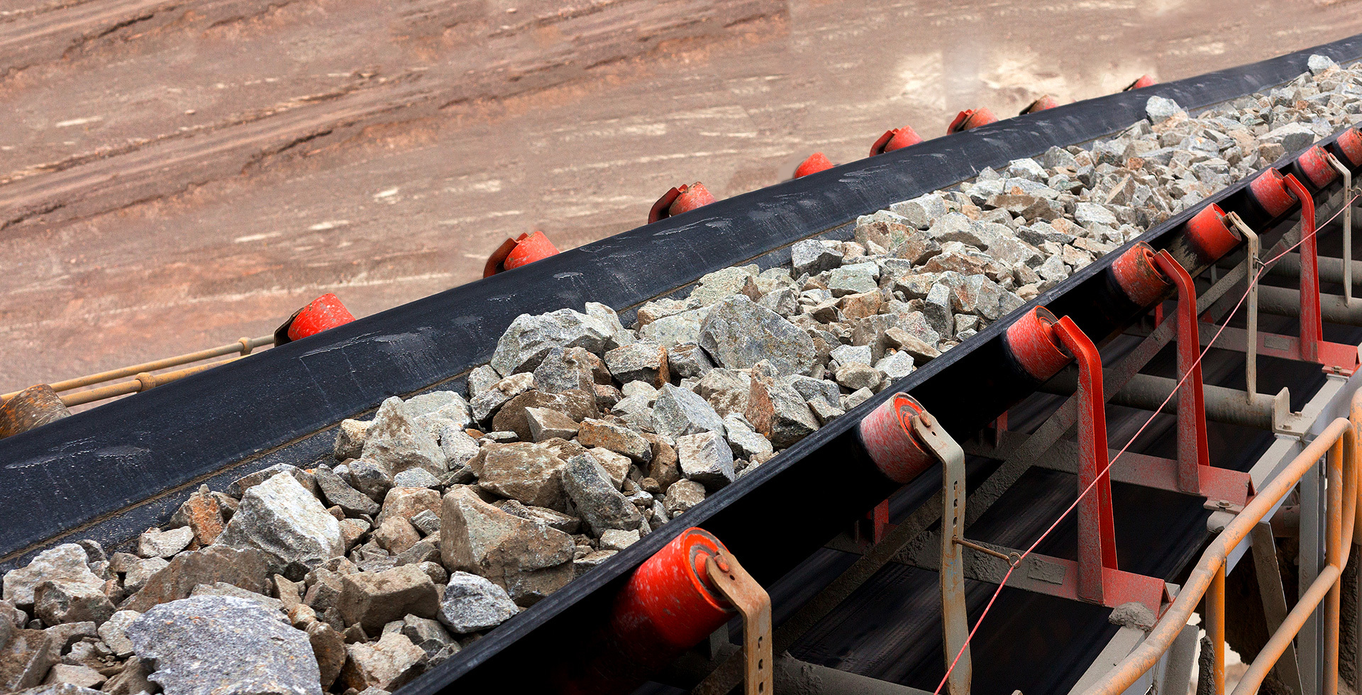 Conveyor Belt and Idler