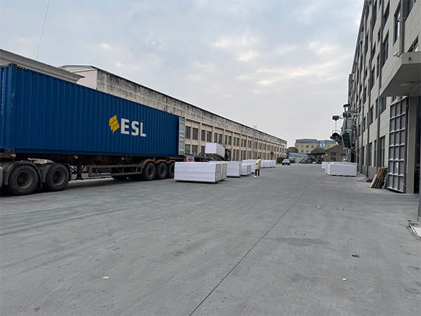 packing and shipping