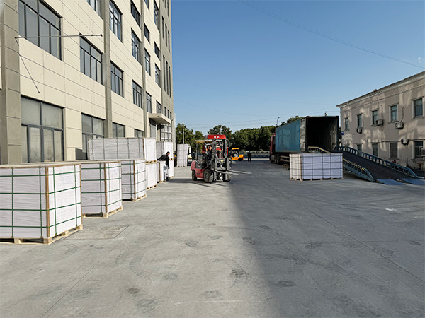 packing and shipping
