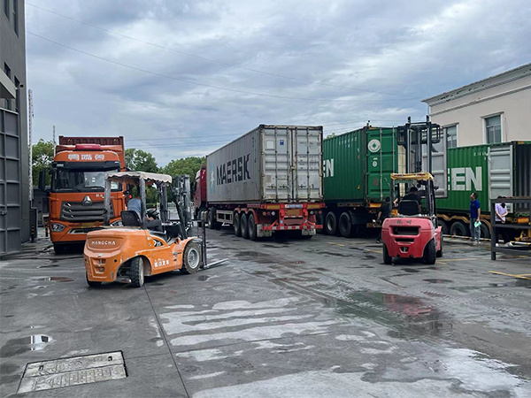 packing and shipping