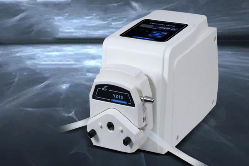 The peristaltic pump filling machine is easy to maintain.