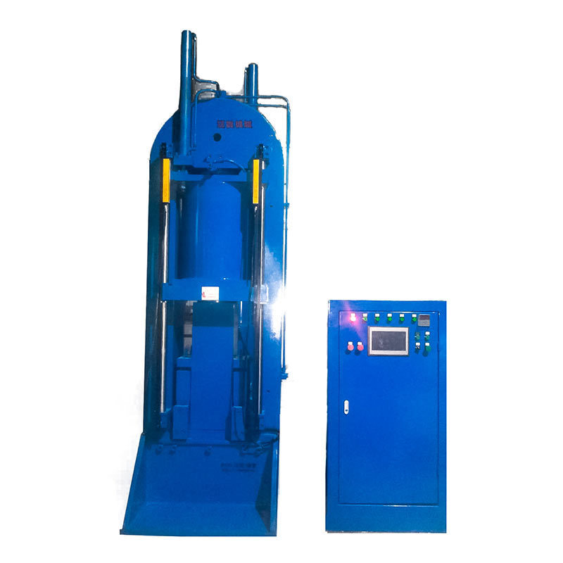 Integral cold isostatic press