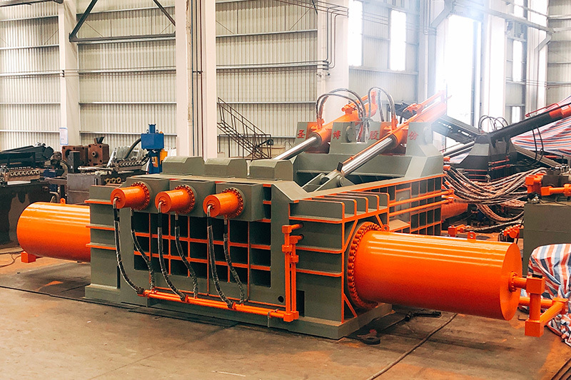 What are the features of metal balers
