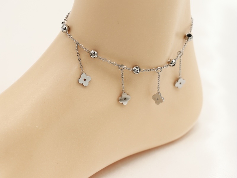 Silver anklets with stones