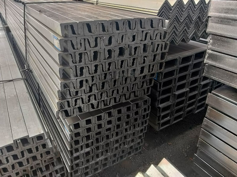 South Korean steel firms consider building plants in the U.S.