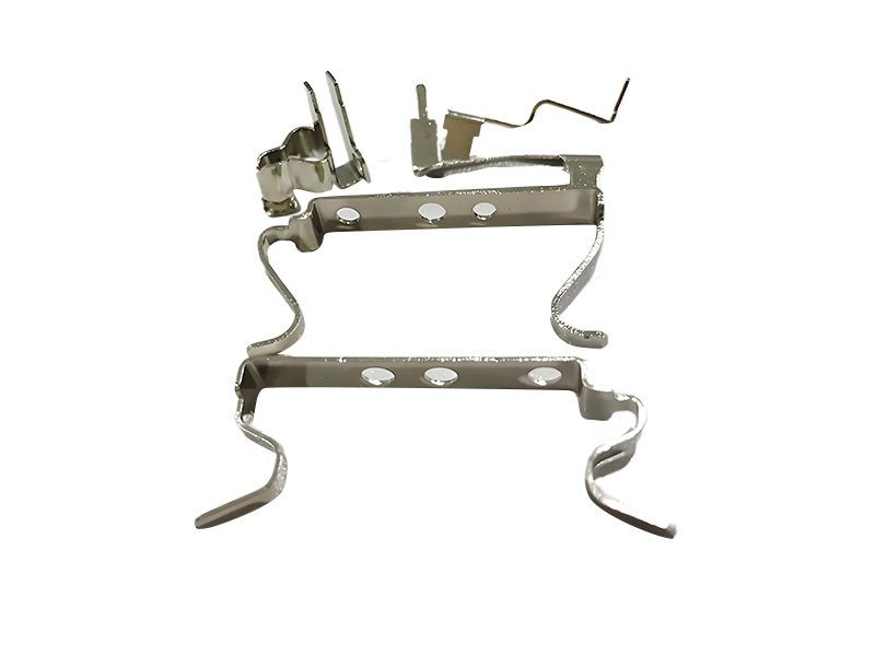 Socket spring clip
