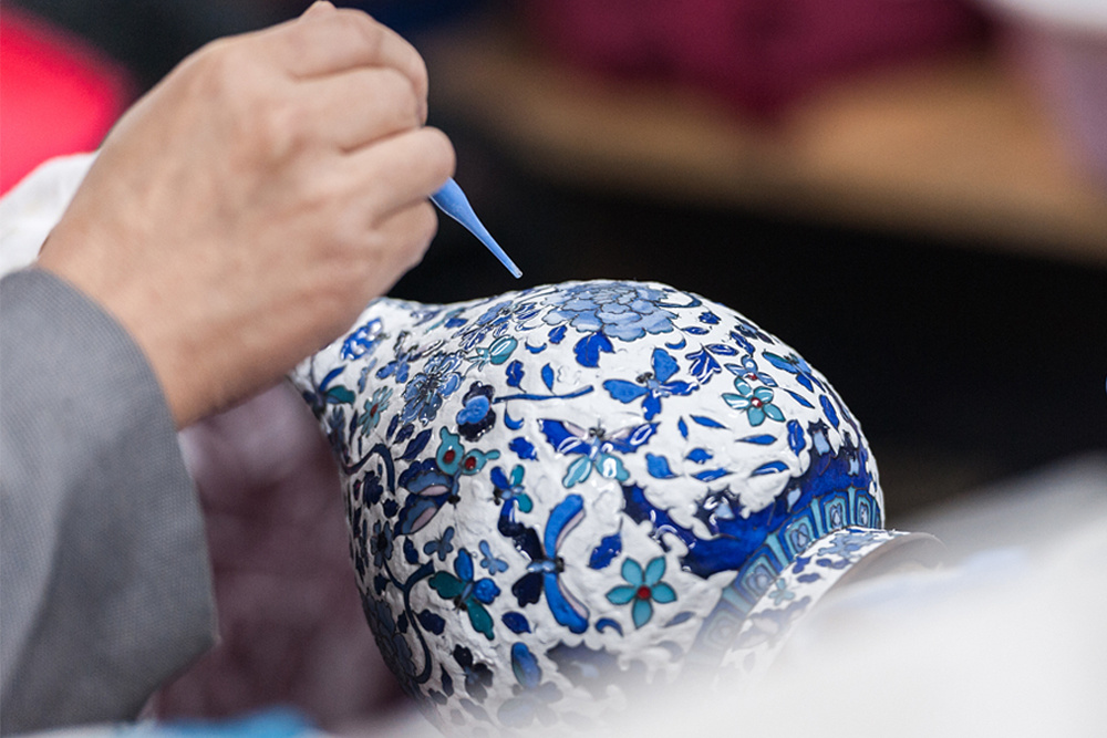 Ceramics & Glass