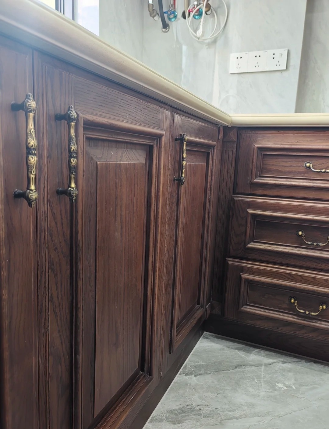 classic shaker style solid wood kitchen cabinet(1746687504579).jpg