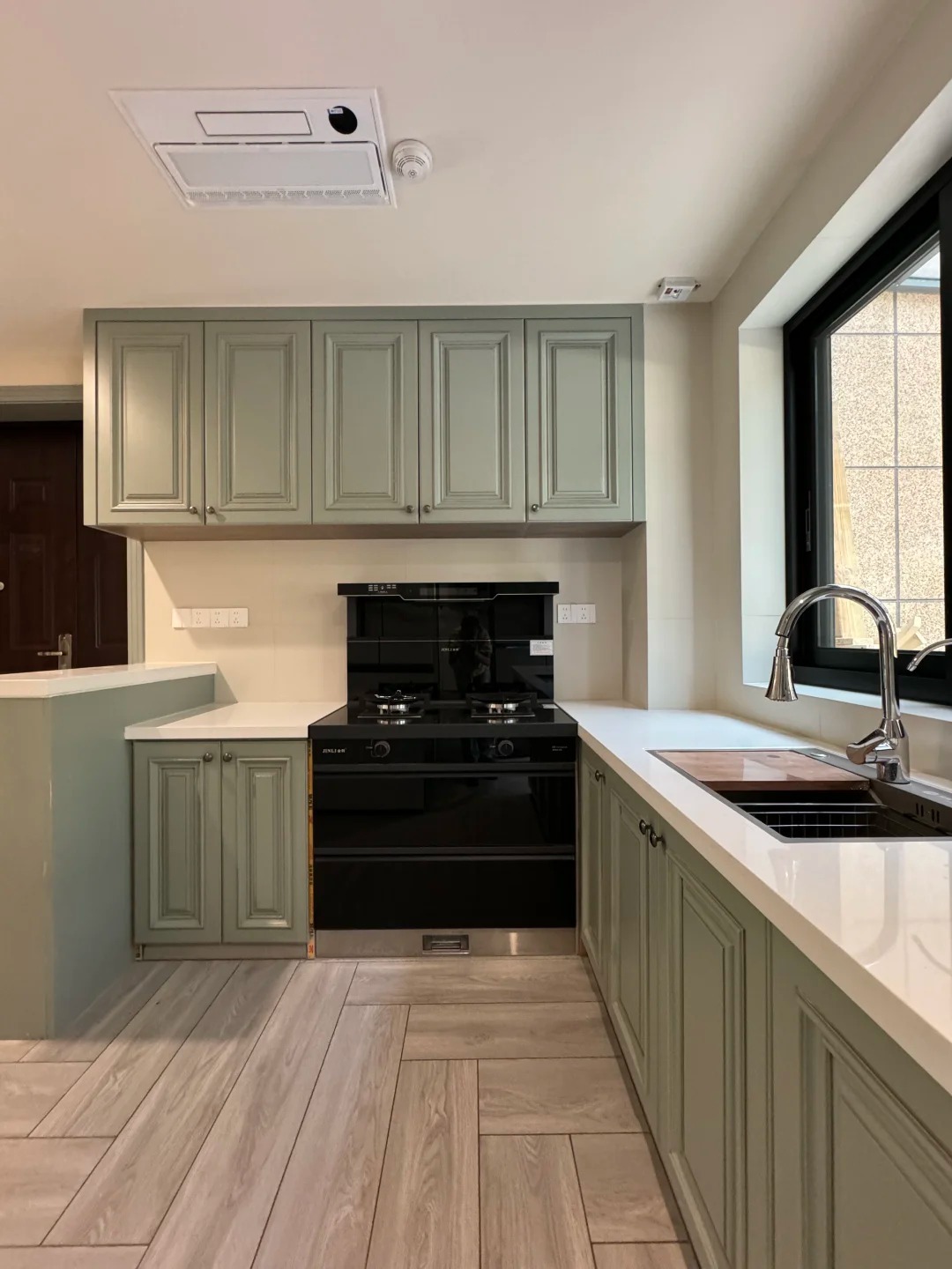green cabinet modern kitchen(1746687540474).jpg