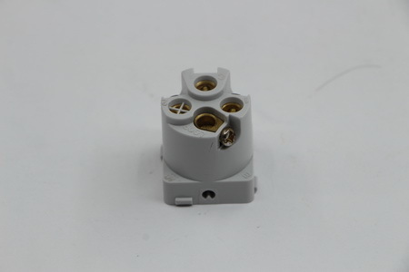 汽车连接器