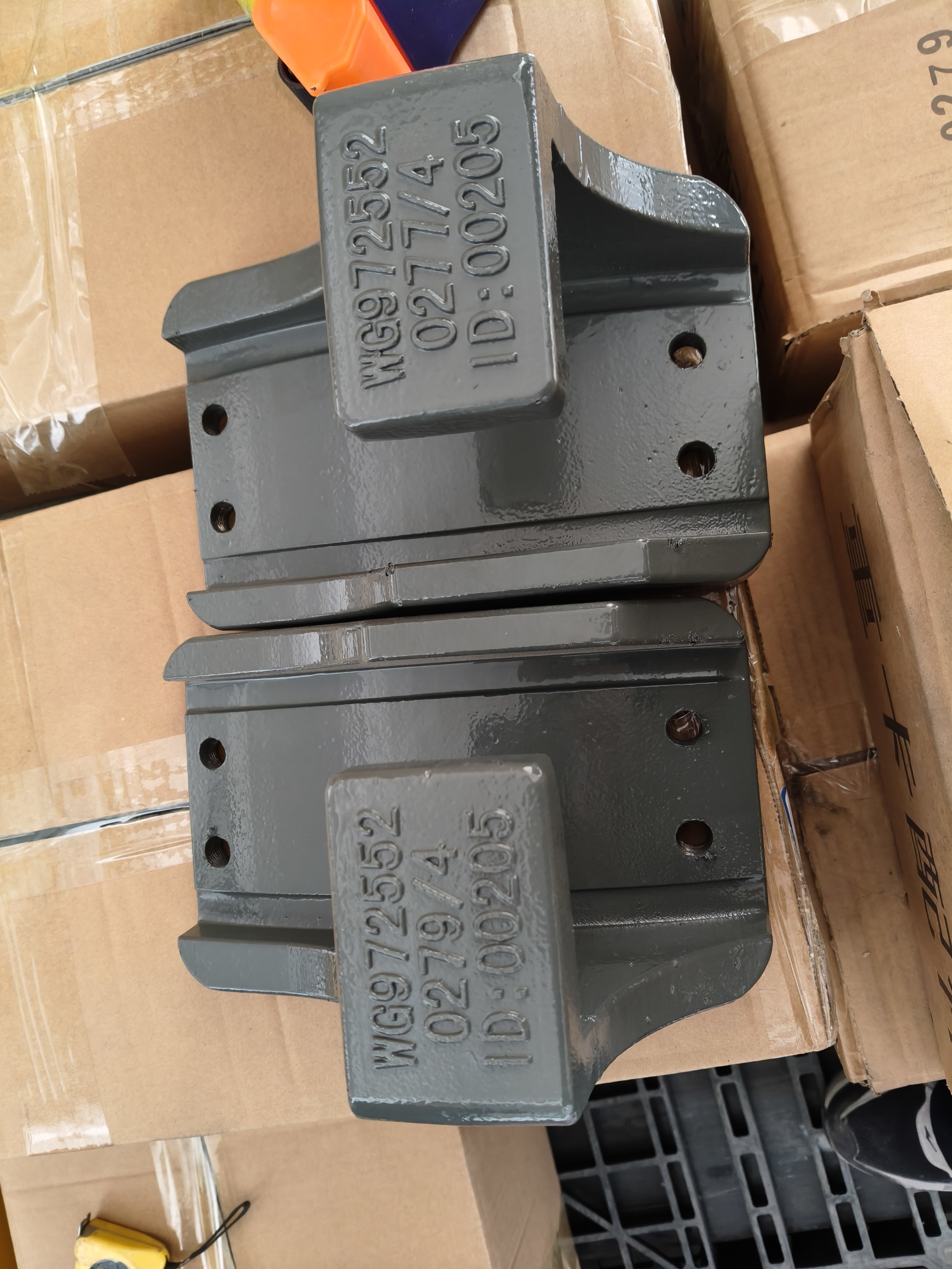 Leaf Spring Seat Left Rear/Right Front
