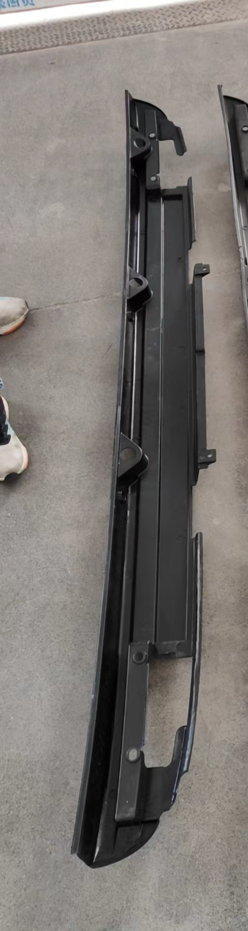 5201043-E09 Front windshield lower trim panel Jiefang