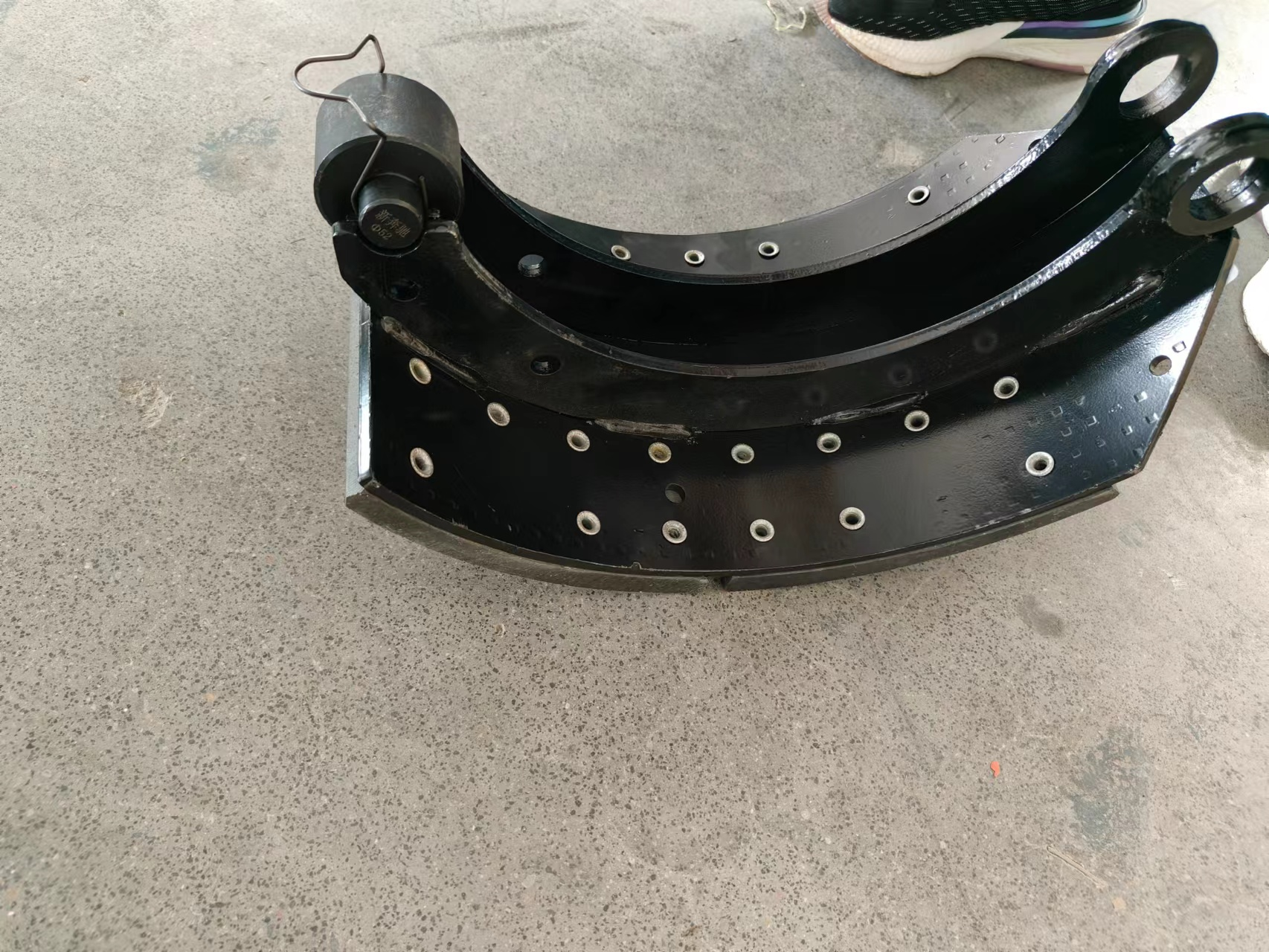 3502390D0001A Brake Shoe Assembly