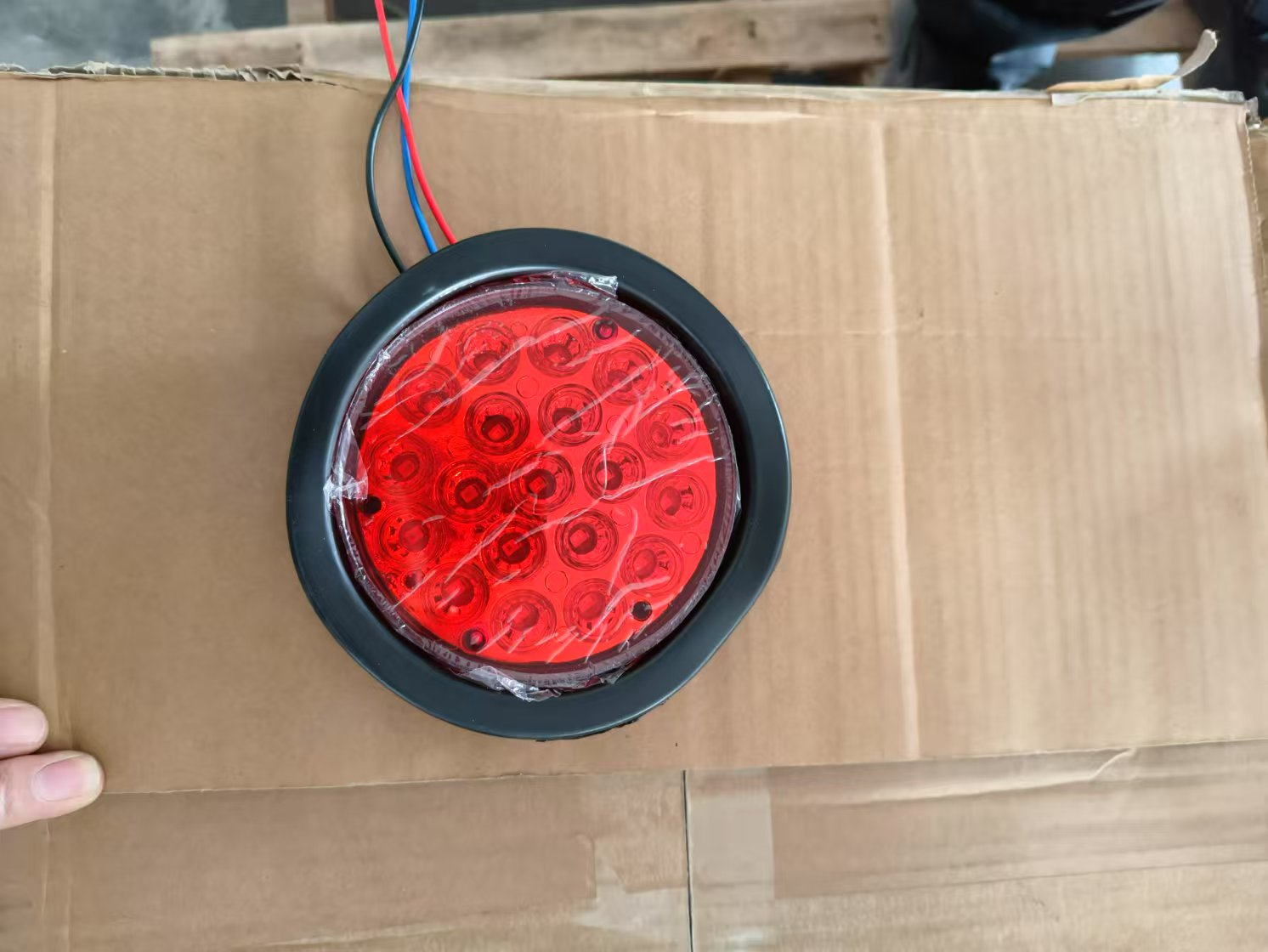 Triple Lamp - Round Red
