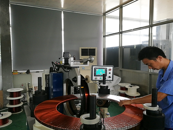Large ring winding machine Large ring winding machine