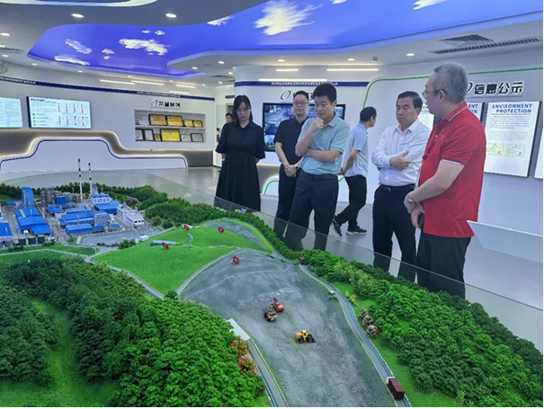 惠州市生态环境局党组书记、局长谭清良一行调研示范中心 惠州市生态环境局党组书记、局长谭清良一行调研示范中心