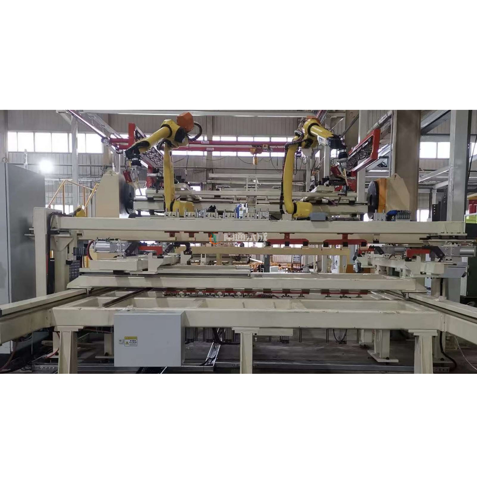 Corrugated box welding production line for box trucks