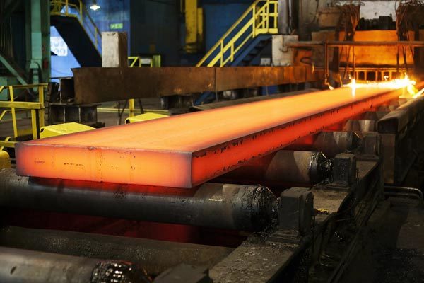 How are steel plates produced?