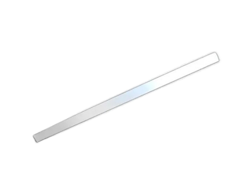 GRILLE UPPER STRIP