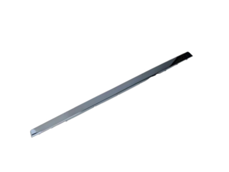 GRILLE UPPER STRIP CHROME