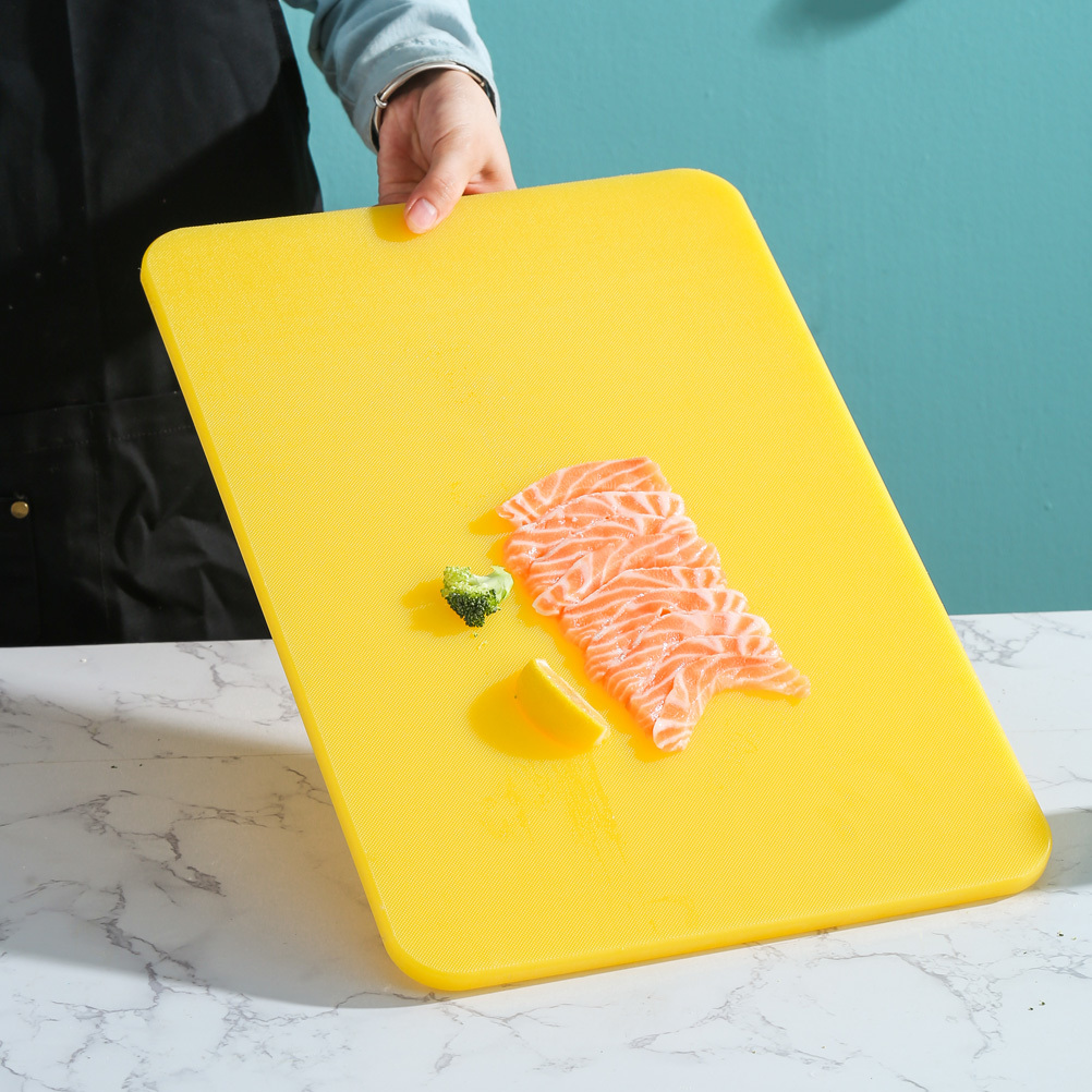 PE cutting board