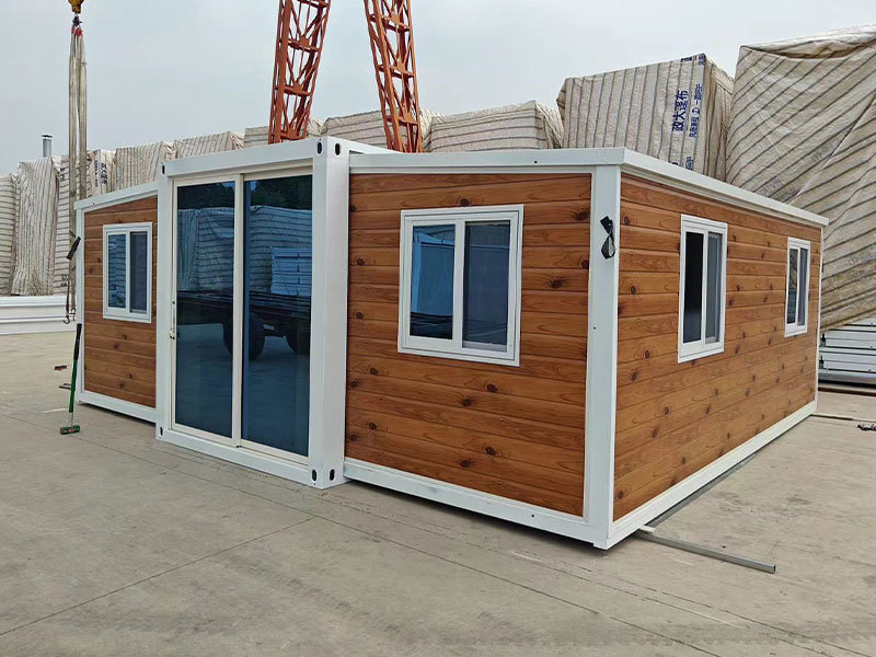Expandable Container House