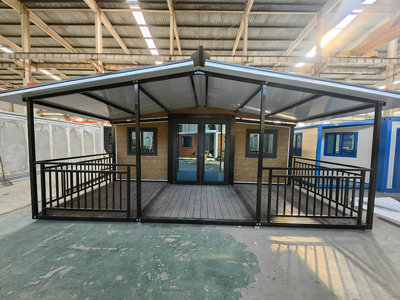 Double-wing expansion room