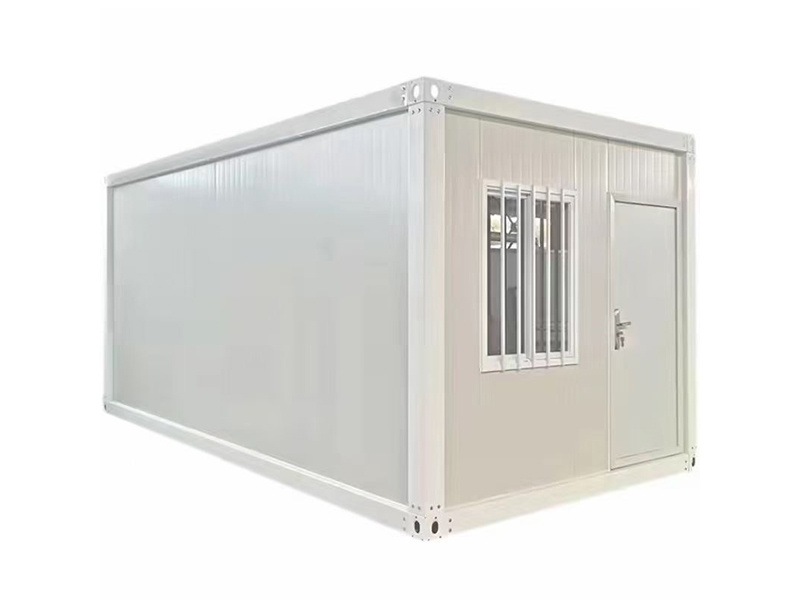 Fast-paced box room