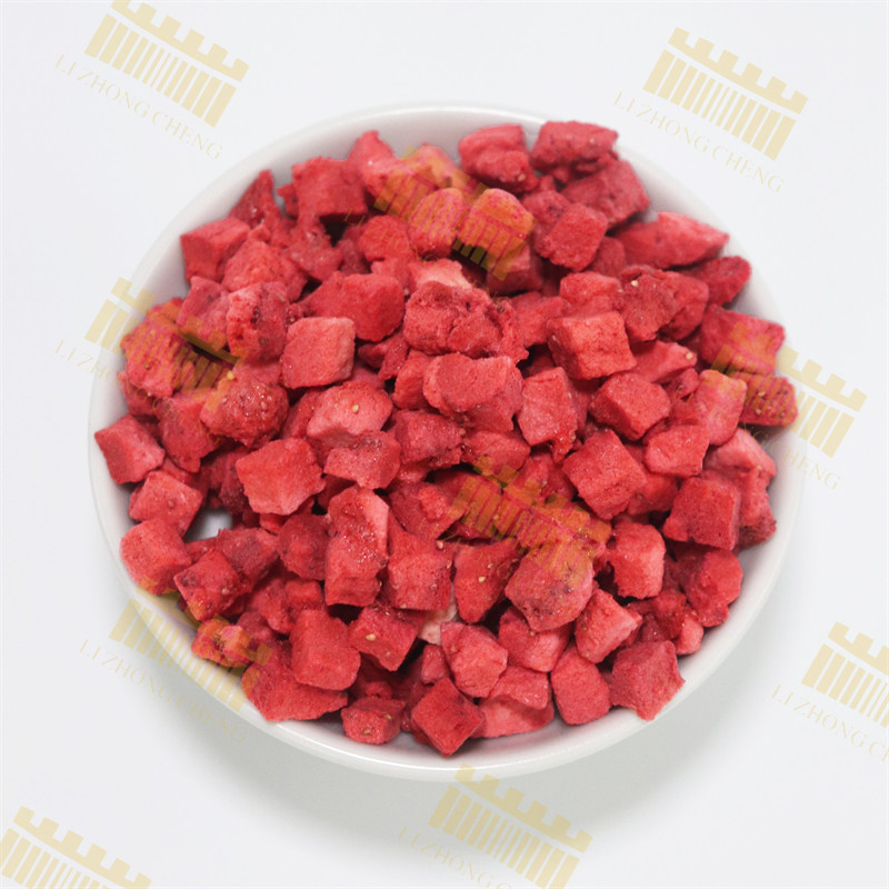 Freeze Dried Strawberry Dice