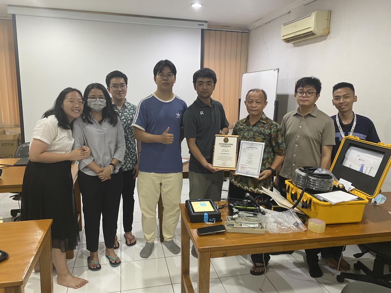 （Left four:Patrick lyu)