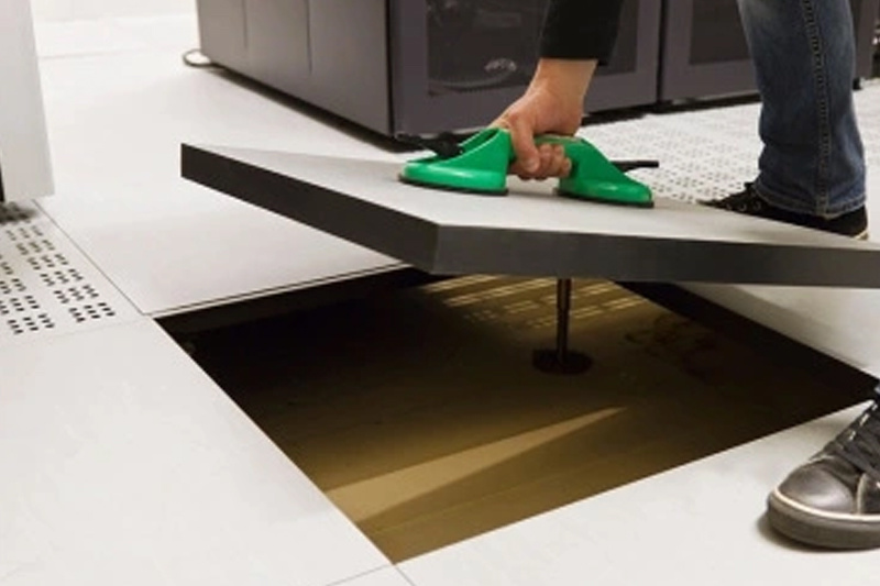 Tell you how to choose anti-static flooring without stepping on lightning!