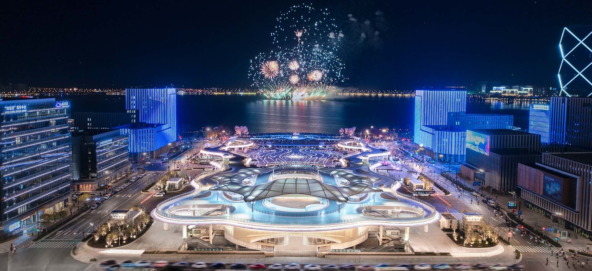 滴水湖地铁站枢纽改建工程