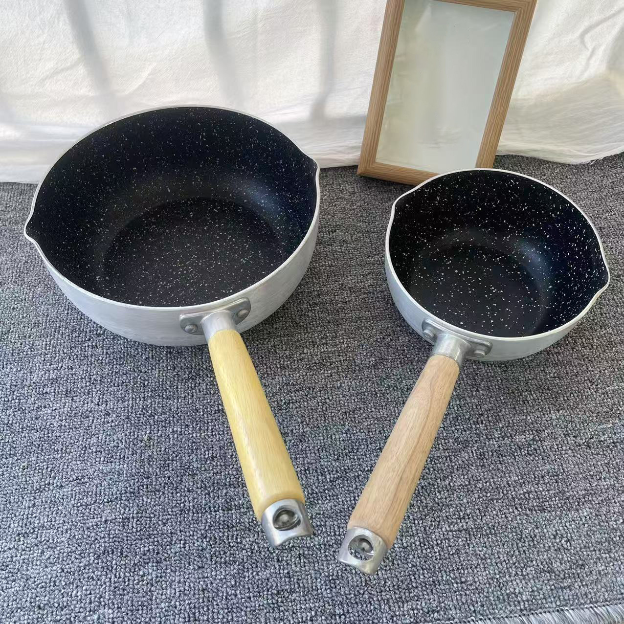 Japanese-style maifan stone double-bottomed snow pan
