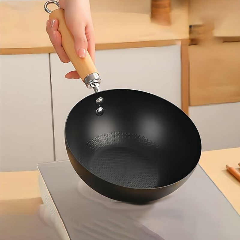 Small wok