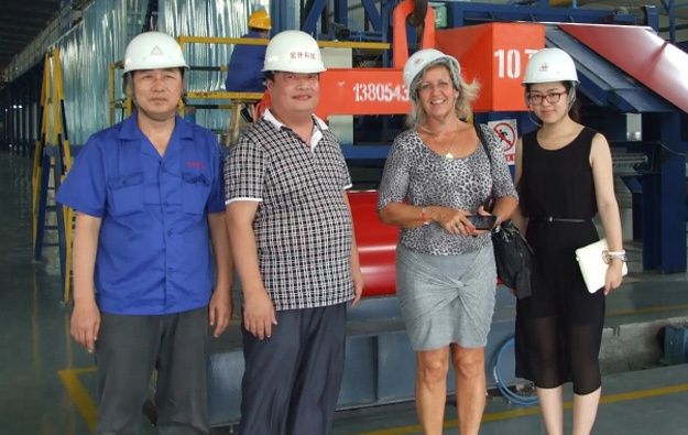 Sinosource Group une fuerzas con clientes europeos para ayudar a Shandong Huijin Color Steel a desarrollar el mercado internacional
