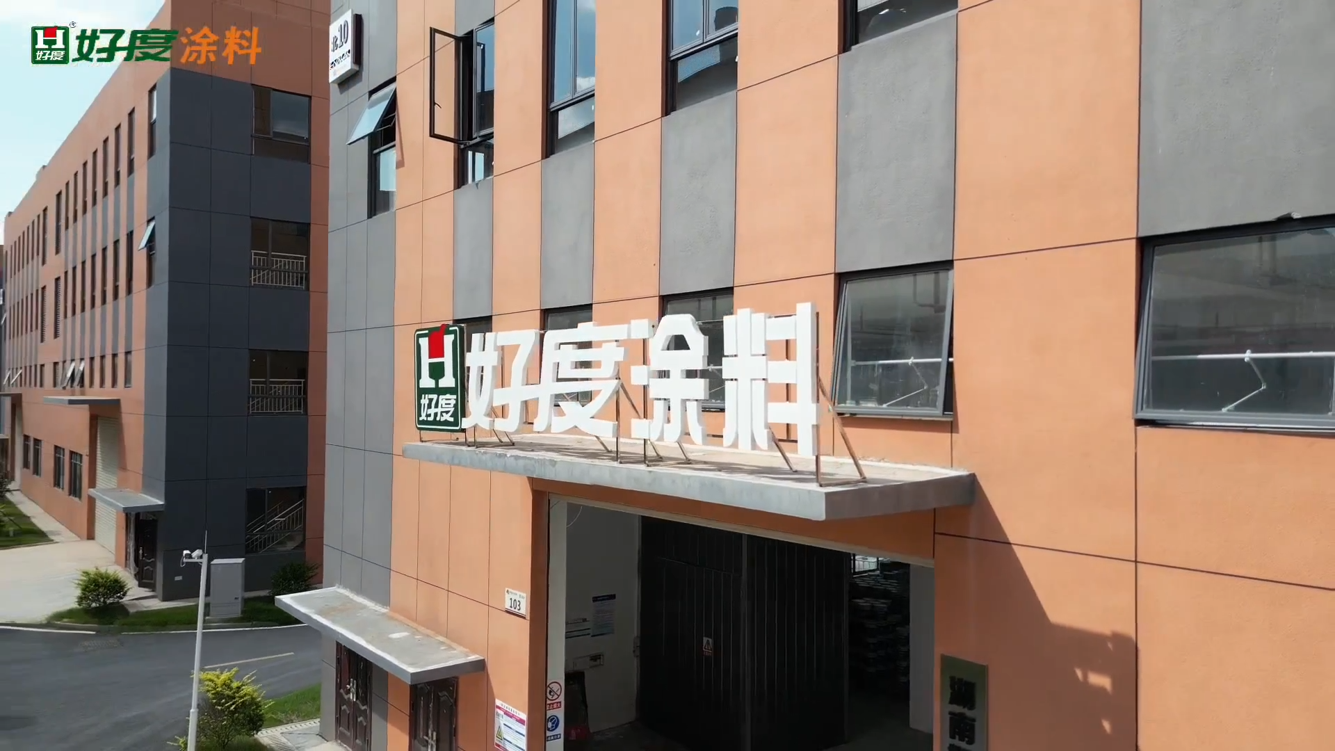 视频标题 视频标题