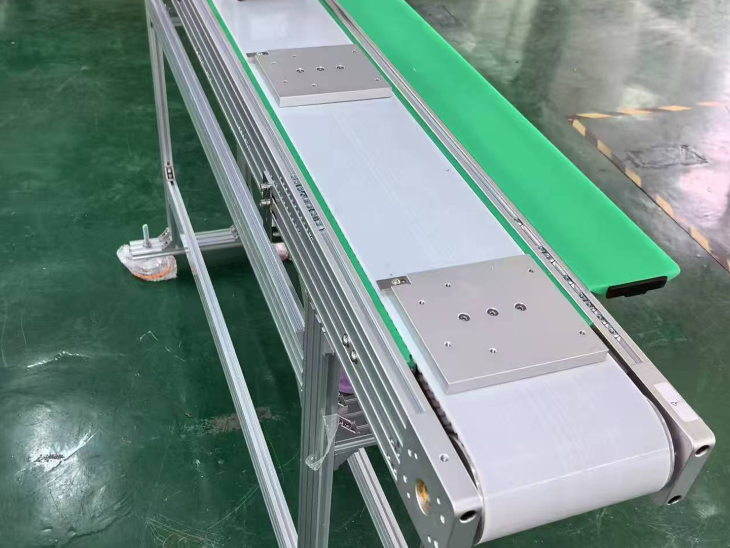 Conveyor Machine