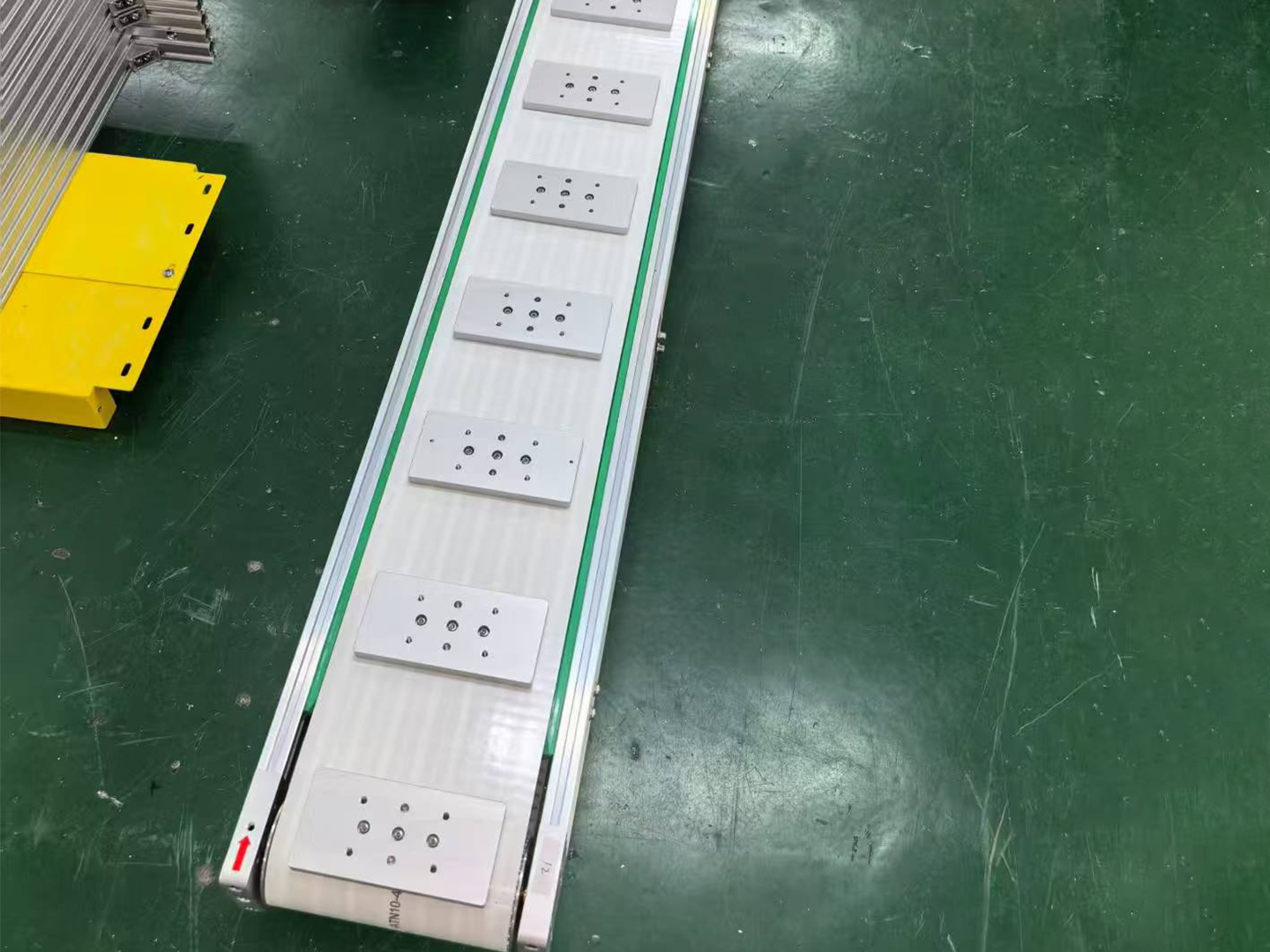 Conveyor Machine