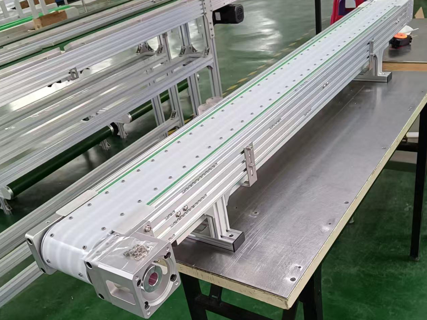 Conveyor Machine