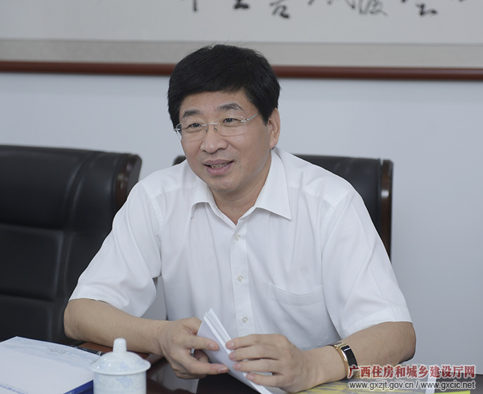 自治区住房城乡建设厅厅长周家斌与贺州市住建局主要领导举行工作座谈