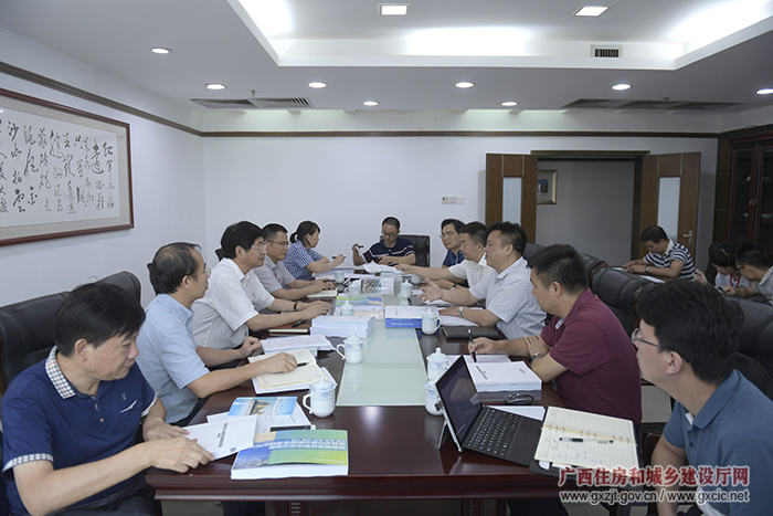 自治区住房城乡建设厅厅长周家斌与贺州市住建局主要领导举行工作座谈