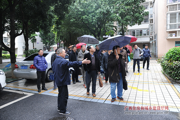 自治区住房城乡建设厅调研既有住宅加装电梯工作
