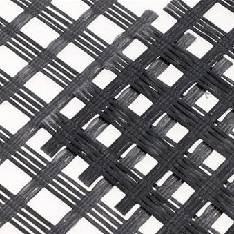 Polyester warp knitted geogrid