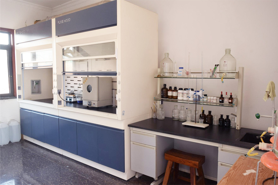 Laboratory equipment