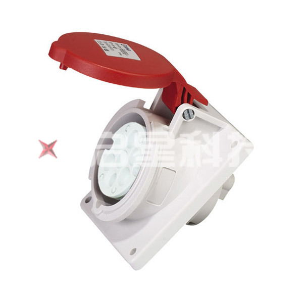 IP44 16A 7P