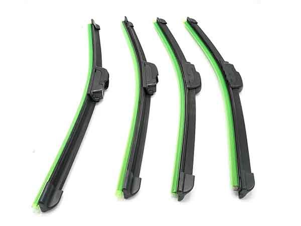 Multi-functional Windshield Wiper Blade