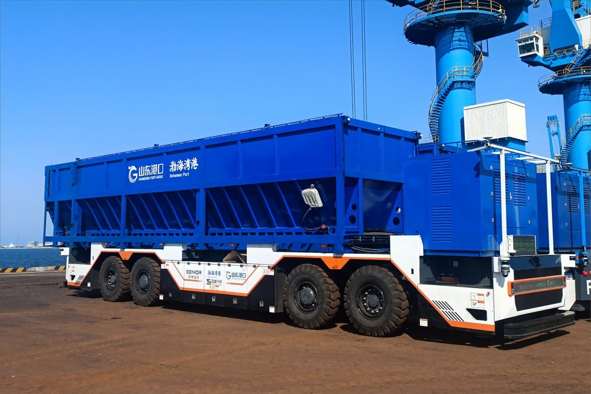 Driverless Dry Bulk Carrier