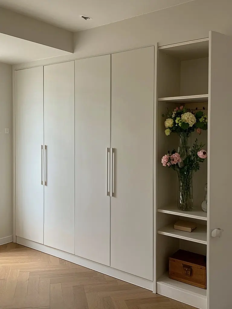 Modern Design Minimalist Style Manufacture Ample Storage Space Hot Selling Wooden Roperos for Bedroom