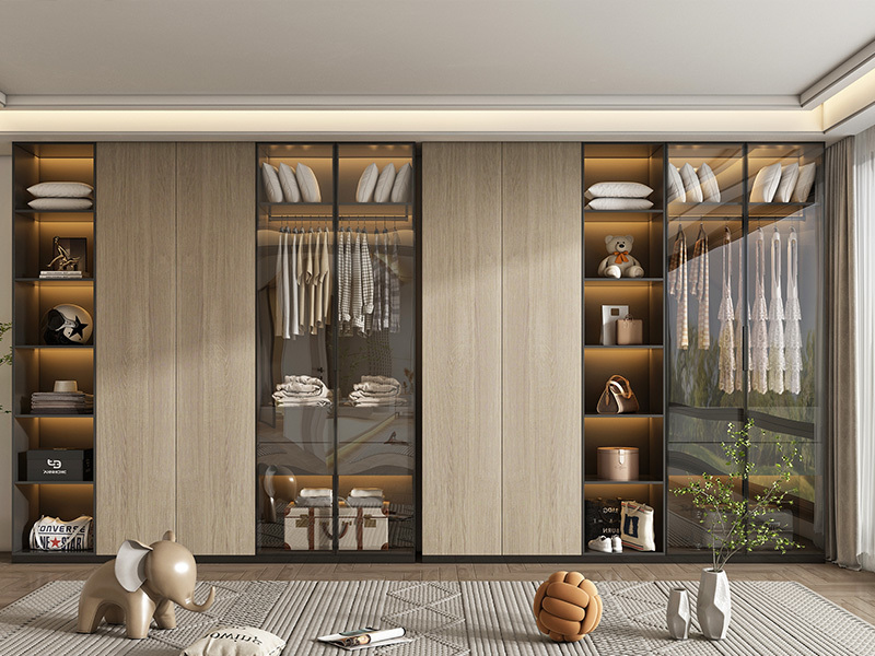 Wardrobe & Closet
