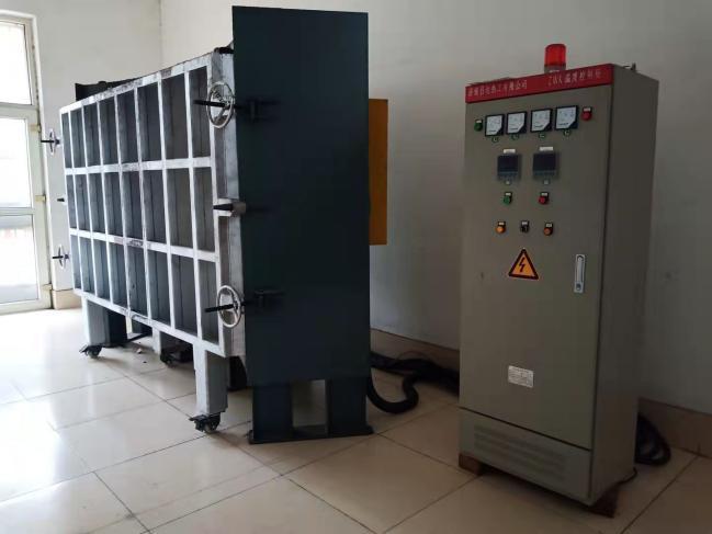 Research and Application of Converter Bottom Hot Replacement